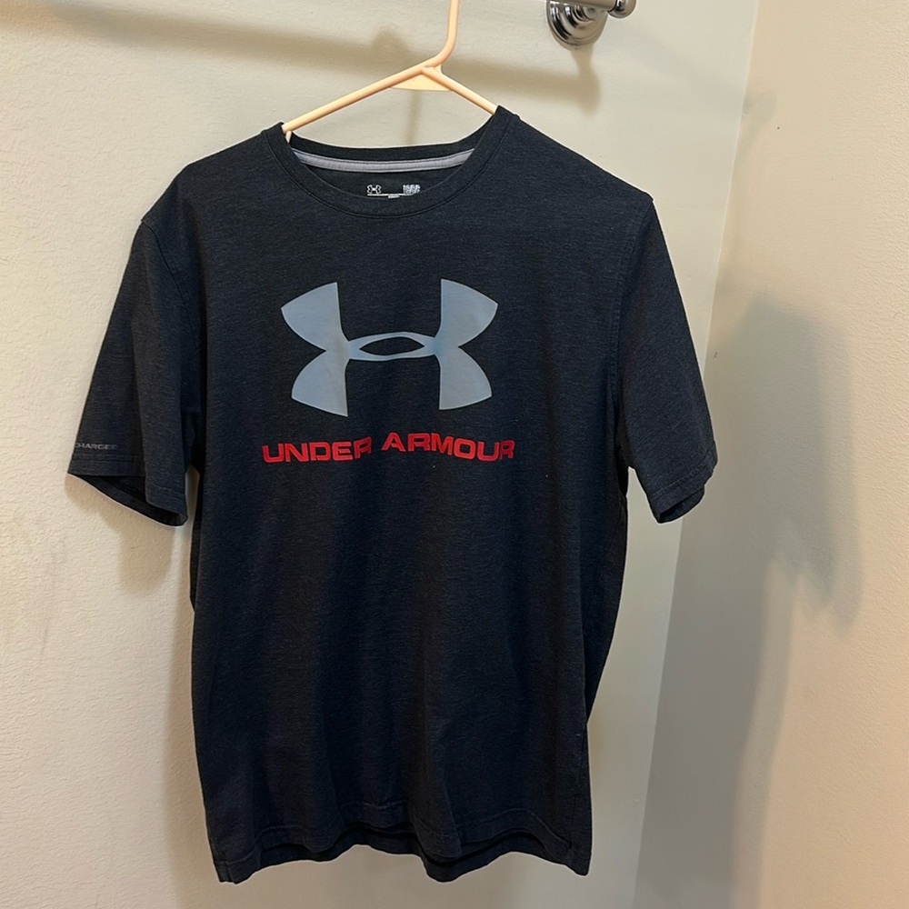 Dark gray under armour shirt